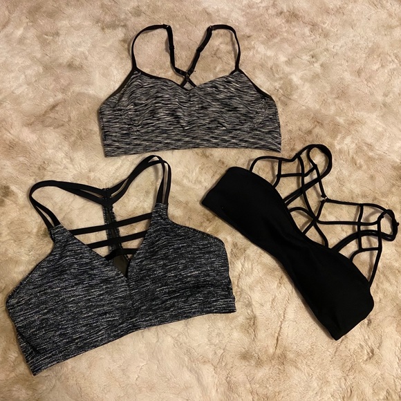 PINK Victoria's Secret Other - Bundle of VS Sports Bras & Bralette 😍🖤
